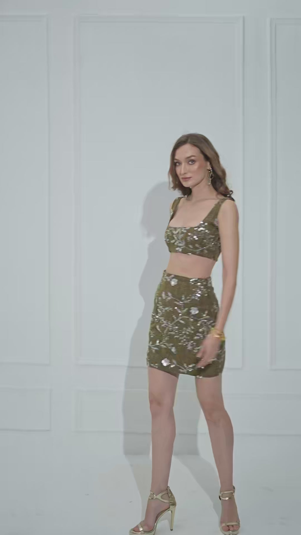 MILENA Embroidered Crop Top